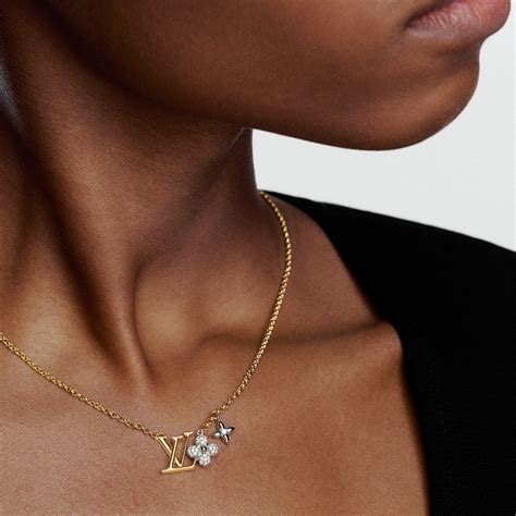 lv gram necklace